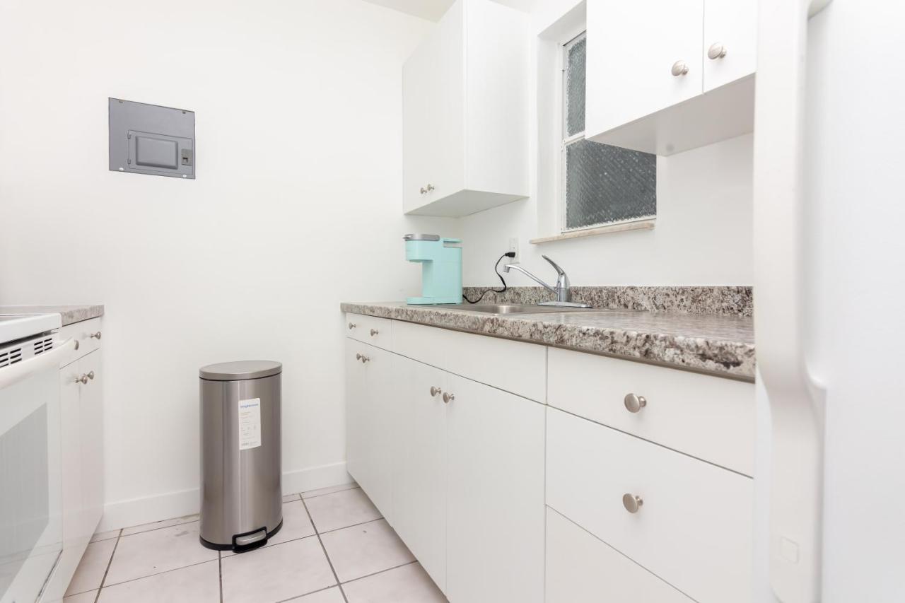 One Bedroom Apartment - With Parking & Balcony - Heart Of Wynwood Маями Екстериор снимка