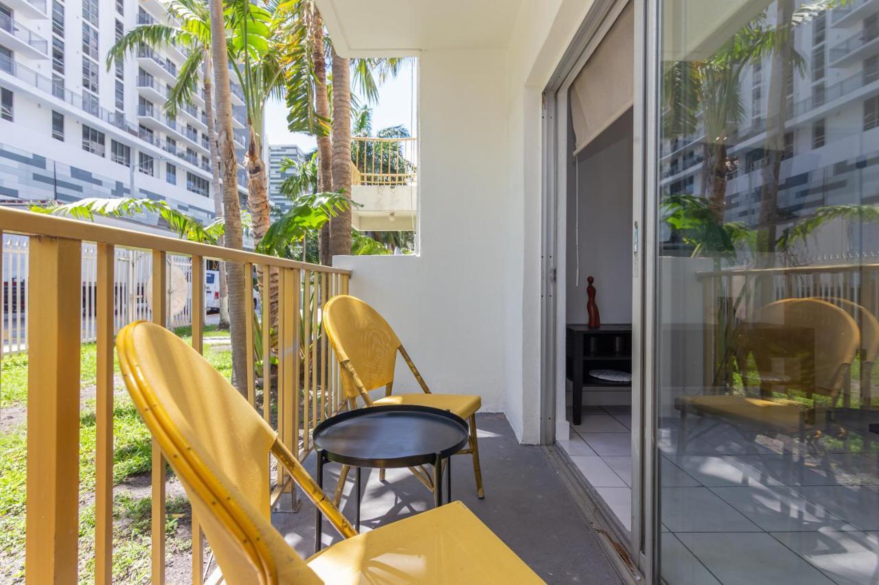 One Bedroom Apartment - With Parking & Balcony - Heart Of Wynwood Маями Екстериор снимка